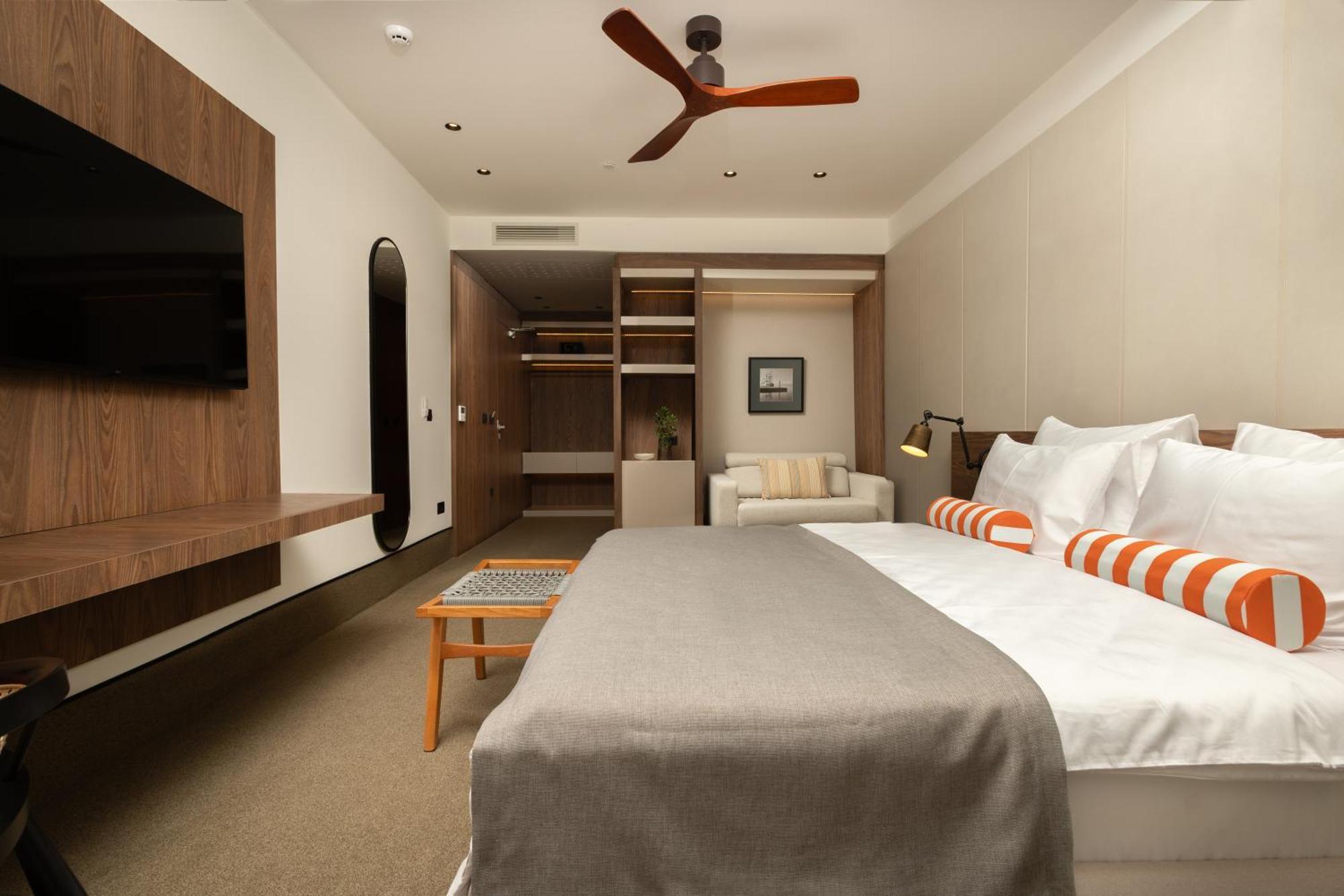 Hotell Infinity &