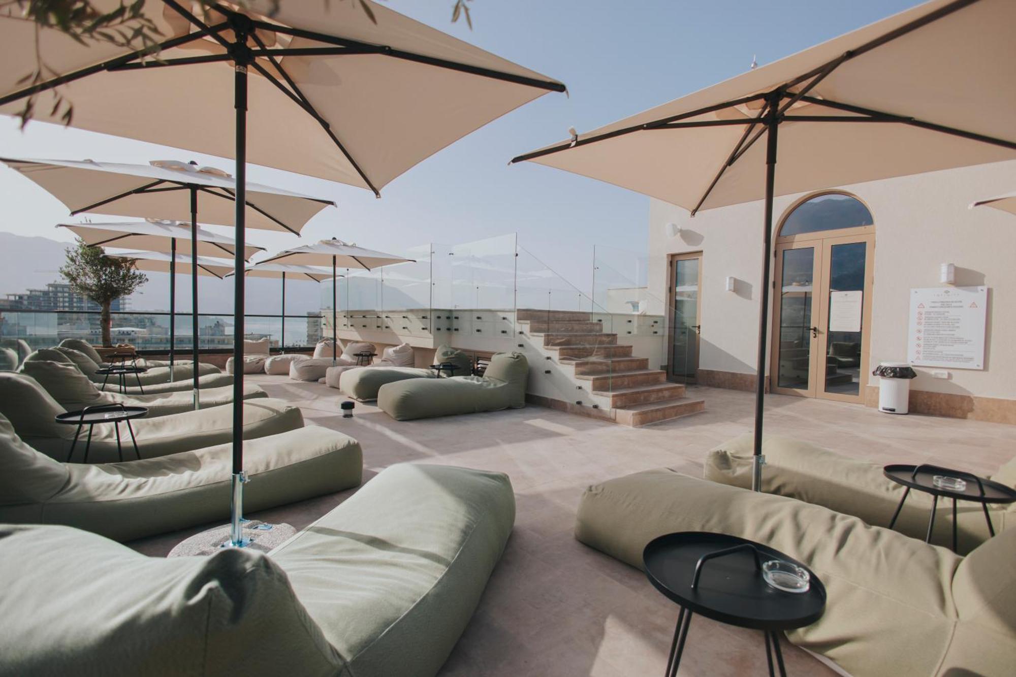 Hotell Infinity & Budva